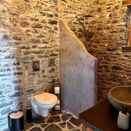 Tatil Evi Black Rock Agria